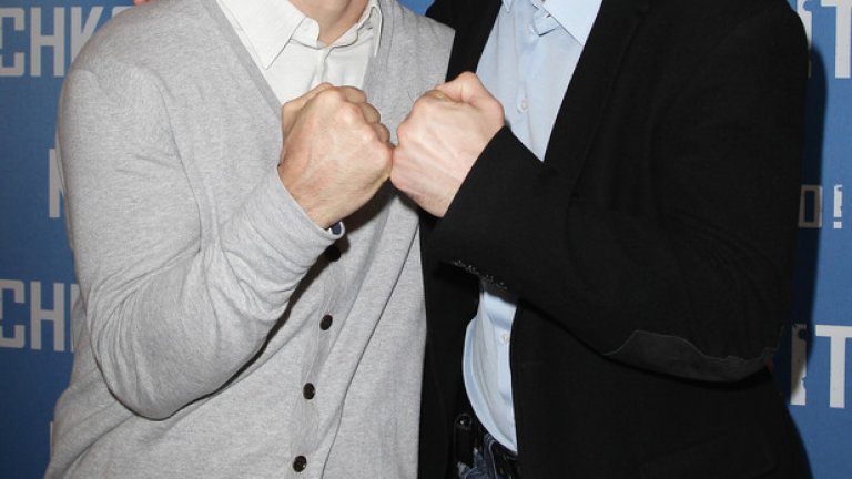 Виталий и Владимир Кличко са големи шампиони в бокса, но вдигат юмруци един срещу друг само за фотосесии.