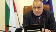 Не считаме, че главният секретар на Пламен Орешарски трябва да бъде изпратен като представител на България в Черноморската банка за развитие, пише Борисов