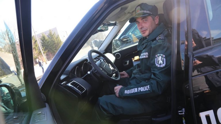 "Гранична полиция" получи 70 нови автомобила, за да пази границите от незаконни мигранти