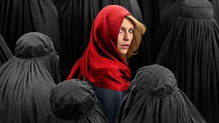 9.Homeland („Вътрешна сигурност“)
Остава си един от широко популярните и гледани политически трилъри, а най-новият му четвърти сезон започна съвсем скоро. Homeland е сред малкото поредици, позволили си да убият един от главните герои и след това да продължат смело напред – за което определено помага изкючителното присъствие на Клеър Дейнс в ролята на ЦРУ агентката Кери Матисън.