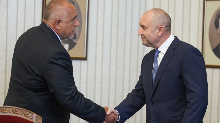 По закон първият мандат за съставяне на правителство отива при първата политическа сила