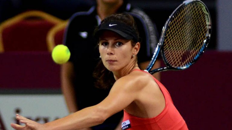 Пиронкова отпадна във втория кръг на турнира в Пекин