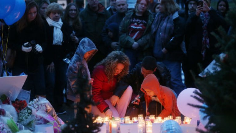 Масовото убийство в Нютаун потресе американците