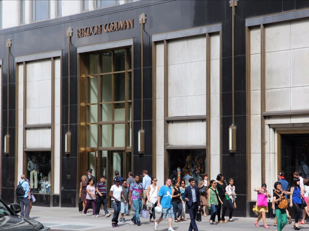 Bergdorf Goodman в Ню Йорк, разположен в имението Vanderbilt през 1928г.