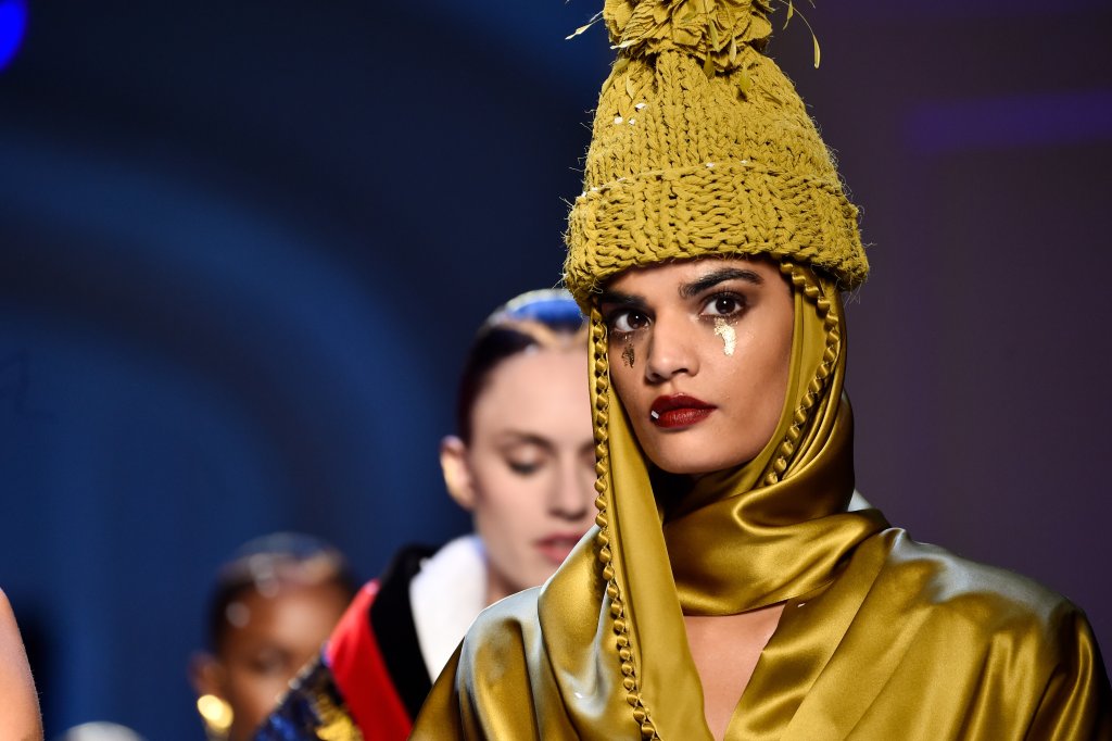 Jean Paul Gaultier : Runway - Paris Fashion Week - Haute Couture Fall/Winter 2017-2018