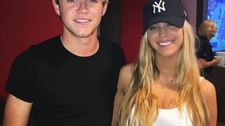 Освен с Неймар, Беатрис успя да се снима и с един от членовете на One Direction – Найл Хоран