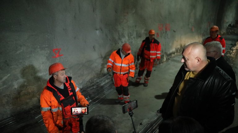 Това е най-дългото подобно съоръжение на Балканите