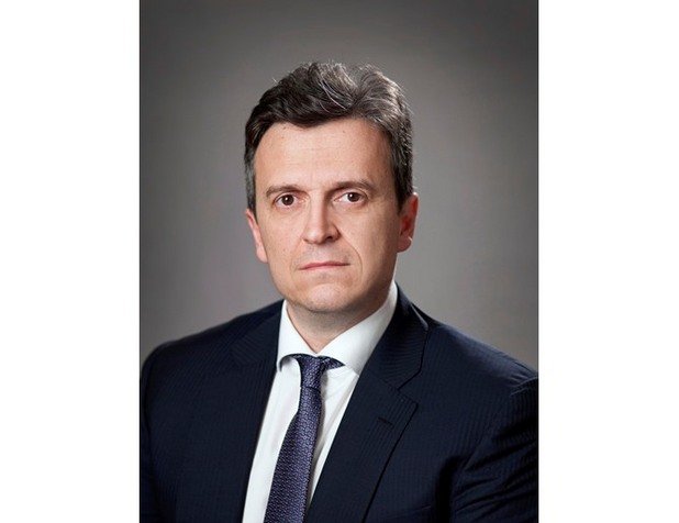 Николай Павлов е изпълнителен директор на “Булгаргаз” ЕАД. Той е бил финансов директор и член на съвета на директорите на НЕК. Той ще отговаря за сектор „Енергетика“.