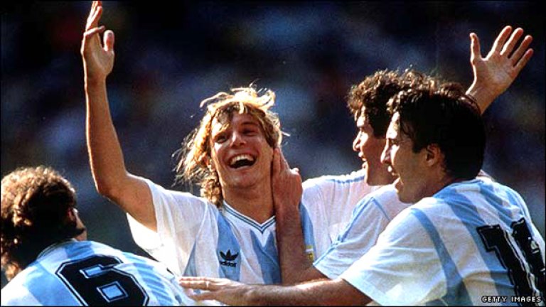А това е последният голям мач на световно - 1990 г., Торино. Аржентина спечели с 1:0, с гол на Клаудио Каниджа.