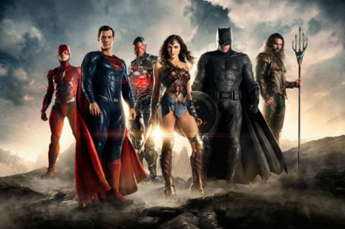  "Лигата на справедливостта" 

"Лигата на справедливостта" е отбор от супергерои, които Батман събира, за да се сблъскат с още по-опасен враг от преди. Заедно с Брус Уейн са Супермен, Жената чудо, Аквамен, Светкавицата и Киборг. Мъжката част от аудиторията ще радват Гал Гадот, Ейми Адамс и Амбър Хърд. Филмът отнема почти десетилетие, за да стигне до снимки, но обещава да е зрелищен. 