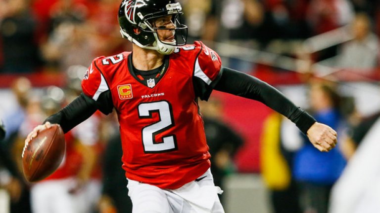 10. Мат Райън, куотърбекът на Атланта в НФЛ е последният в топ 10 по спечелени пари само от спорт през 2014-а. Въпреки, че тимът му не стигна далеч през сезона, той прибра 43,8 милиона долара.