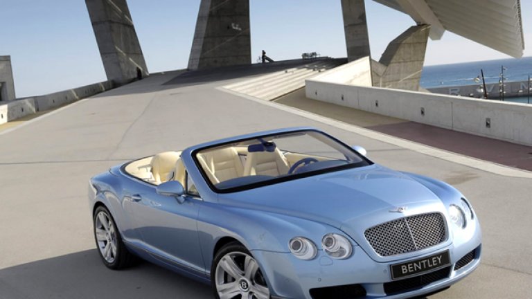 Единственият кабриолет в класацията Bentley Continental GT