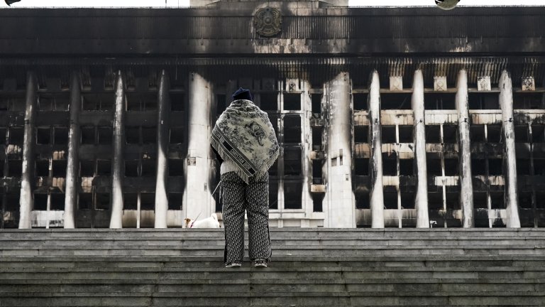 В страната се провеждат фасадни реформи на фона на опита на президента Токаев да се дистанцира от Москва