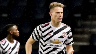 Защо един от Юнайтед игра с "едно око" срещу ПСЖ