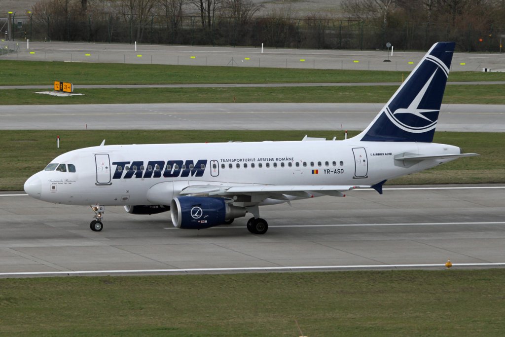 Tarom - A318-111 - YR-ASD - 15633 NET