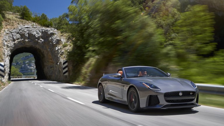 Jaguar представи първият SVR модел на Jaguar - F-TYPE.