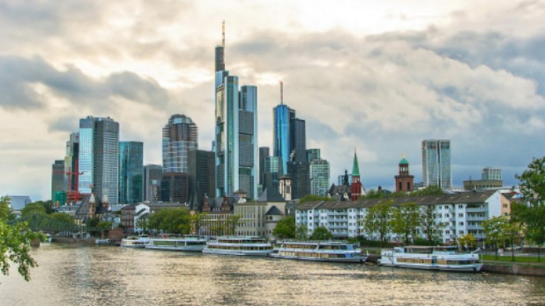 13. Франкфурт

Германската финансова столица винаги е била особено атрактивна за богатите, а сега още повече, тъй като се очаква да се превърне в европейския Лондон след излизането на Великобритания от ЕС - и съответно в център на европейските финанси.