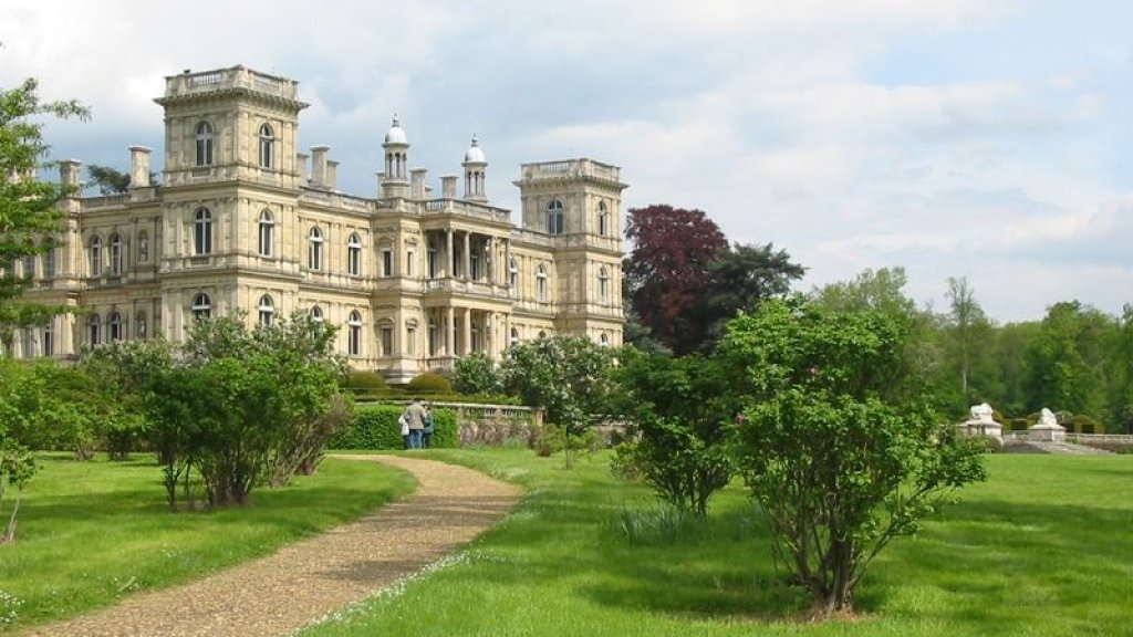 Chateau_de_Ferrieres