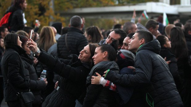 Фотогалерия: Хиляди на митинг-концерта на Слави Трифонов 