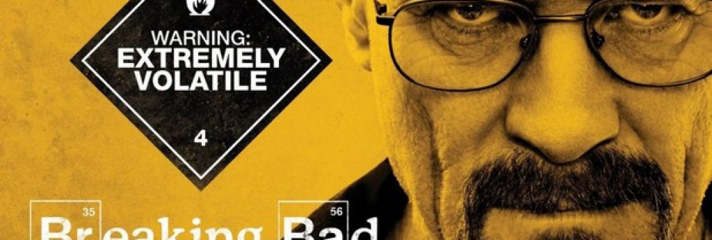 3.Breaking Bad
2008-13 
Гимназиален учител по химия със смъртоносна болест, решил да припечели за децата си като се превърне в наркобос. Уолтър Уайт е един от великите злодеи, толкова плашещ, защото е толкова обикновен – просто американски загубеняк, получил шанса да действа според престъпните си фантазии. В случая на Уолтър това е и шансът му най-сетне да е наистина добър в нещо. Колкото повече затъва героят, толкова по-пристрастяващ става сериалът, любим на публика и на критика и даже влязъл в „Гинес” като поредицата, получила най-високи общи оценки от телевизионните критици.