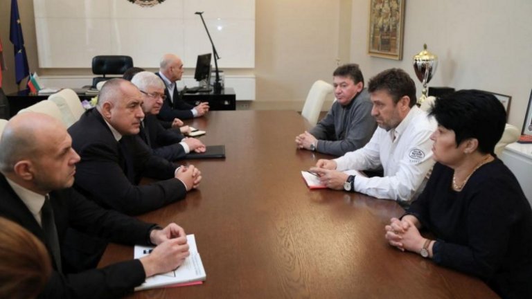 Правителството ще търси възможност за повече финансиране на общинските болници