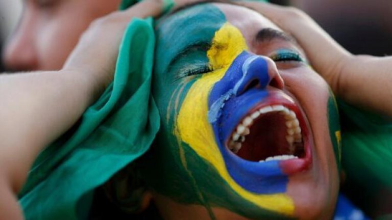 Бразилците преживяват трудно провалите на националния отбор
