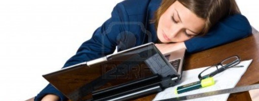 femme-a-son-bureau