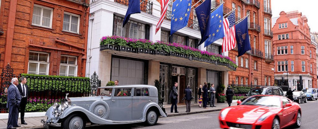 Дали хотелската стая в лондонския "Кларидж" наистина е била част от Югославия?


