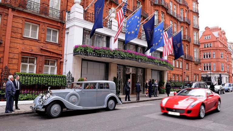 Дали хотелската стая в лондонския "Кларидж" наистина е била част от Югославия?


