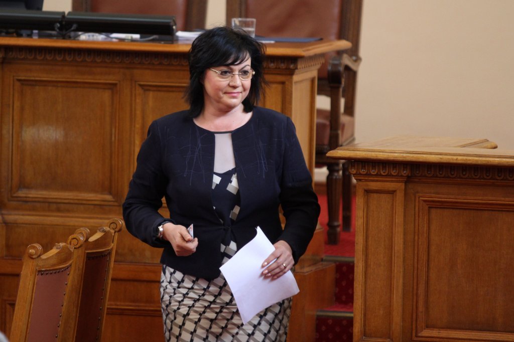 корнелия нинова