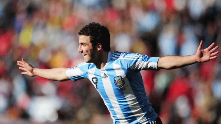 Аржентинският национал на Наполи Игуаин се оплака от последния си сезон в Реал