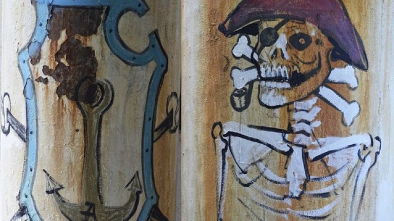 Стари пиратски рисунки напомнят за морското минало на кораба