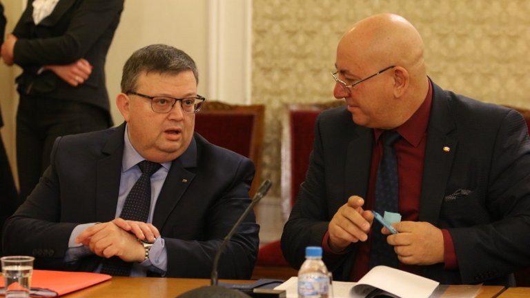 Кандидатите бяха изслушани от специализираната парламентарна комисия за борба с корупцията, конфликт на интереси и парламентарна етика.