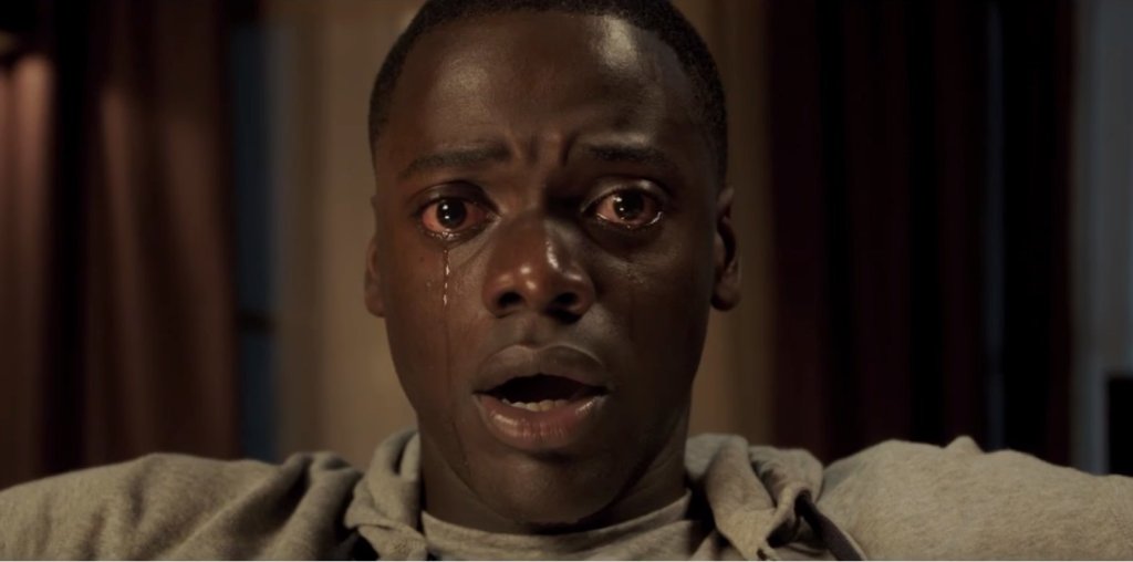 Get Out 
Дръзкият и оригинален дебют на режисьора Джордан Пил по нищо не издава неопитността му. В своя филм той засяга теми като междурасовите различия, секса и самооценката на отделната личност. Всичко това прави спираща дъха смесица от сатира, коя