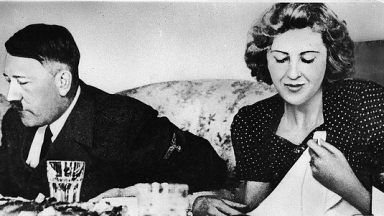 Дългогодишната любовница на Адолф Хитлер Ева Браун става негова законна съпруга чак през 1945 година, когато войници от Червената армия се приближават към бункера, в който двамата се укриват. Ева Браун и Адолф Хитлер сключват граждански брак с кратка церемония на 29 април 1945 г. 24 часа по-късно те заедно се самоубиват в стая на бункера. Това не е първи опит за Ева обаче. По време на връзката си с Хитлер тя е опитвала два пъти да сложи край на живота си.