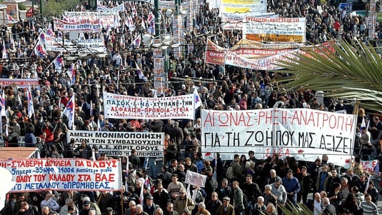 От февруари насам почти няма ден, в който в Гърция да няма стачка