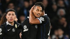 Челси влезе в осмицата и изхвърли Наполи, Ливърпул вкара шест