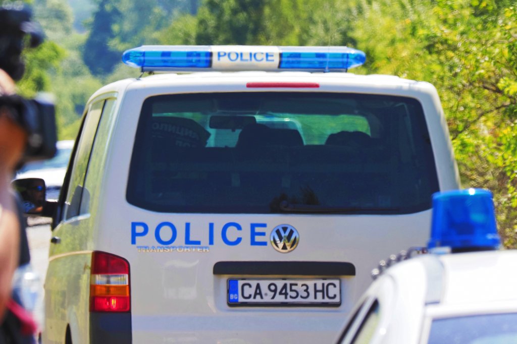 Тялото на 18-годишно момиче е намерено близо до селото, а тяло на мъж е намерено край Горубляне
