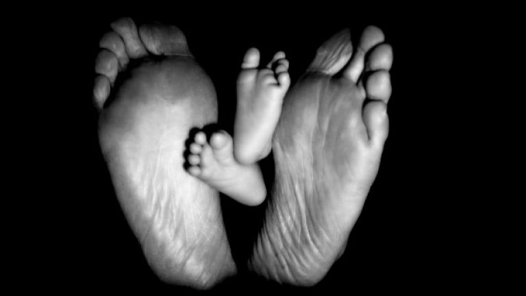 С този проектозакон се отхвърля компетентността на родителите да отглеждат и възпитават децата си и да гарантират техните права, а на държавата се прехвърля отговорността на родителите, в противоречие с Конвенцията