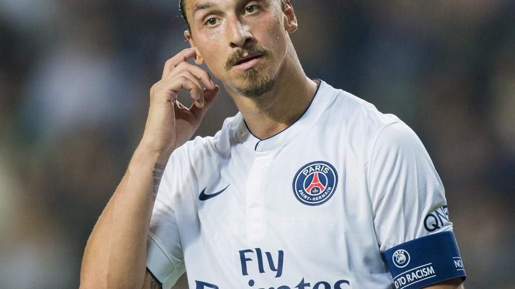 Kitchee v Paris Saint-Germain