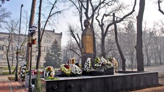 васил левски, паметник