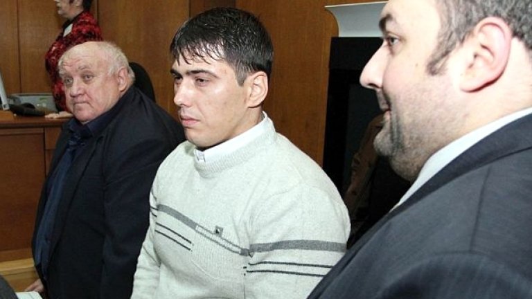 Лазар Колев, единственият осъден за жестокото убийство на двете сестри Росица и Христина Белнейски през 2006 г. 