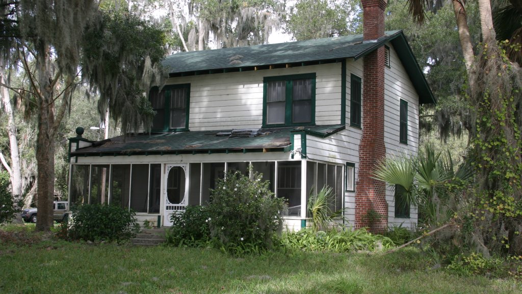 Kate (Ma) and Fred Barker death cottage photo sent to Find A Grave