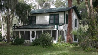 Kate (Ma) and Fred Barker death cottage photo sent to Find A Grave