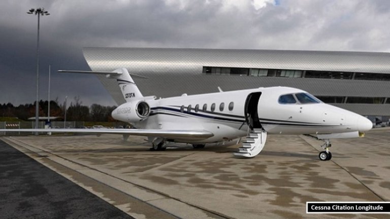 2. Златан Ибрахимович – Cessna Citation Longitude
Ибрахимович може спокойно да си прелита от САЩ до Европа на собствения частен самолет, струващ 27 милиона долара.