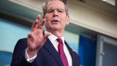 Създава се инвестиционен фонд за възстановяване на Украйна (на снимката: министър на финансите на САЩ Скот Бесънт)