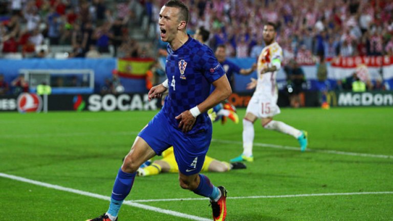 9. Иван Перишич (Хърватия). Изчака до Евро 2016, за да покаже на всички колко добър е всъщност. Два гола и асистенция са впечатляващ показател.