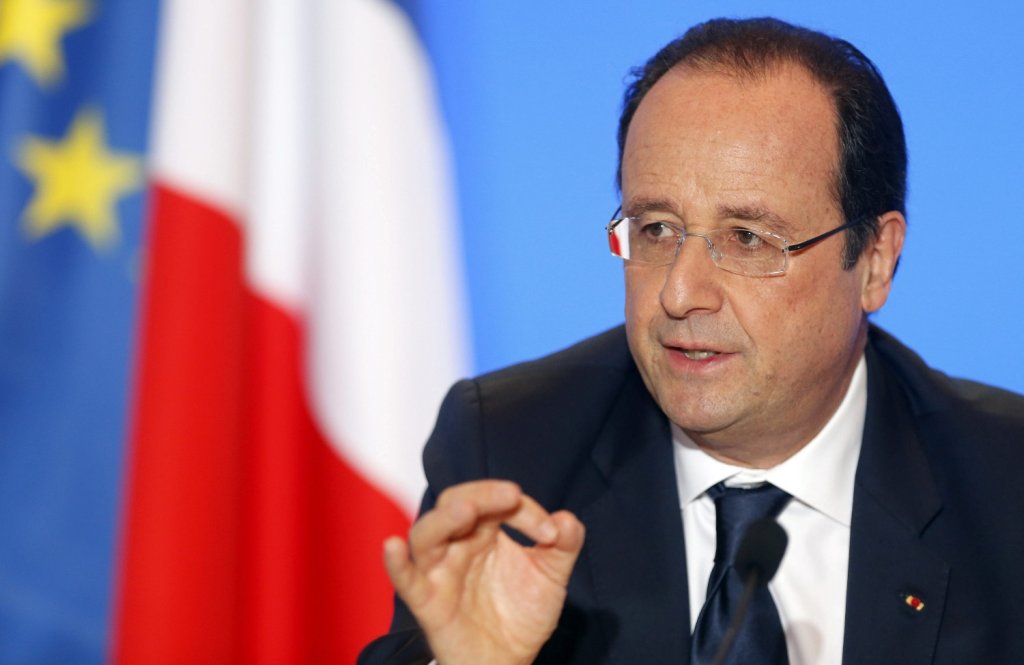 EL PRESIDENTE FRANCÉS, FRANÇOIS HOLLANDE, VISITA LA ESCUELA DE INGENIERÍA AERONÁUTICA