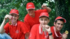 Деница, Румен, Слави и Сашо - победители на световно първенство по математика.