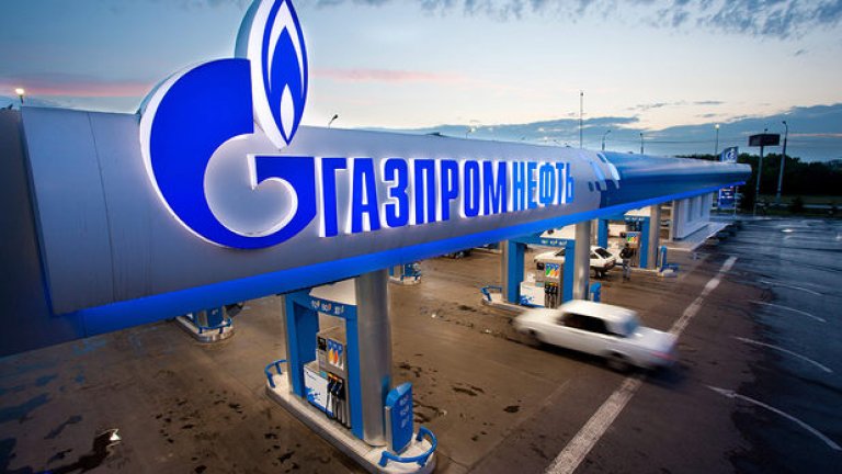 Киев се оплака, че през последните два дни "Газпром" й е подал наполовина по-малко газ от платеното